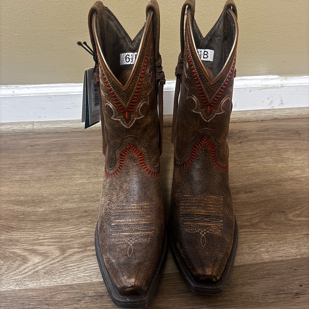 Ariat Brown Leather Western Heeled Boots with Red Stitching - Picture 3 of 5